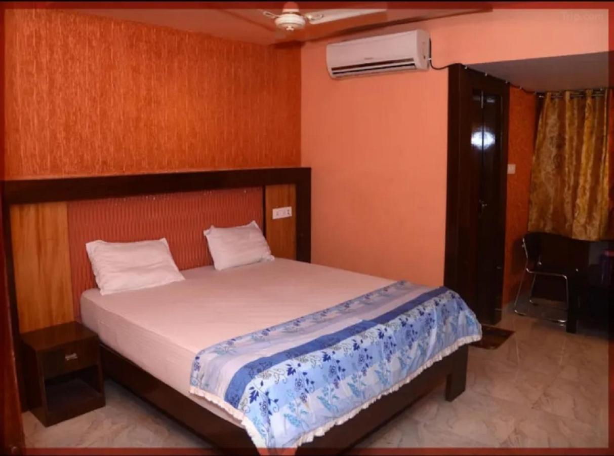Swastik Guest House Varanasi Exterior photo
